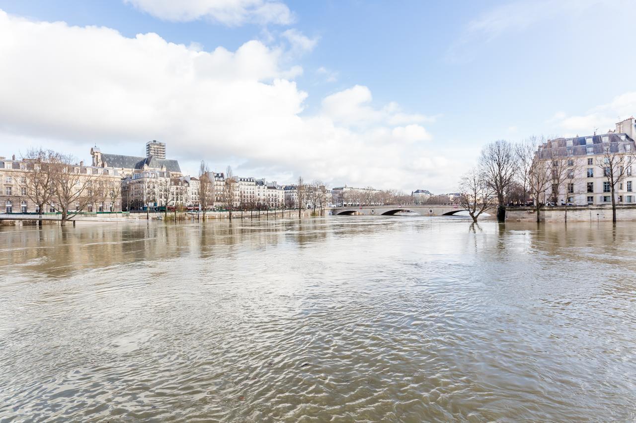 파리 Veeve - Overlooking The Seine On Ile De La Cite 아파트 외부 사진