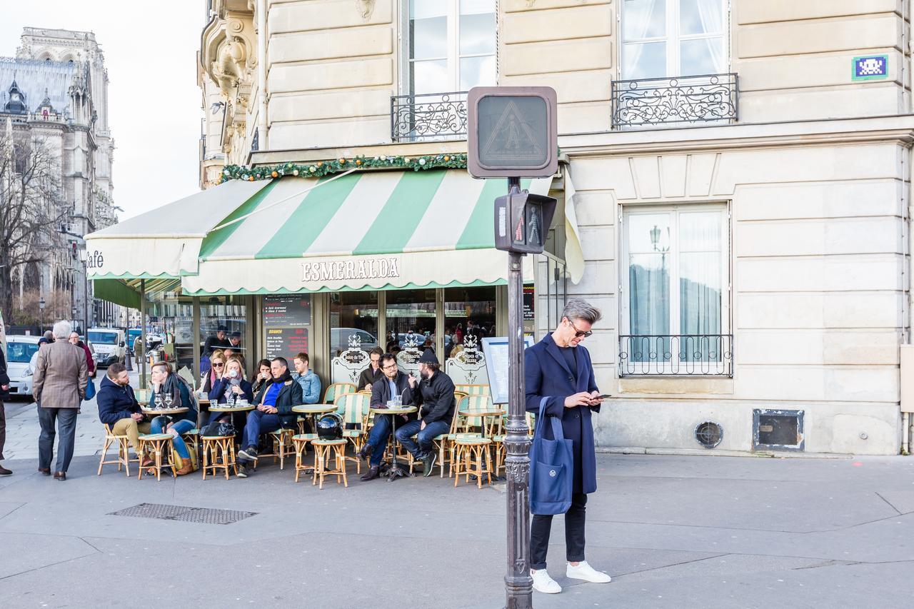 Veeve - Overlooking The Seine On Ile De La Cite 파리 외부 사진