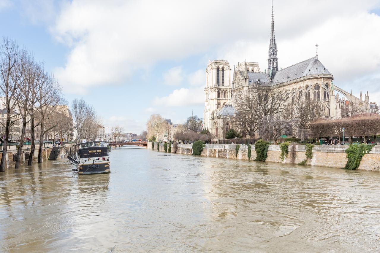 파리 Veeve - Overlooking The Seine On Ile De La Cite 아파트 외부 사진